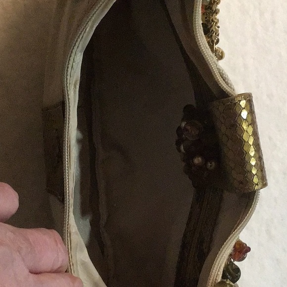 Purse - Picture 3 of 3